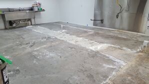 Before & After Floor Painting in Pearland, TX (1)