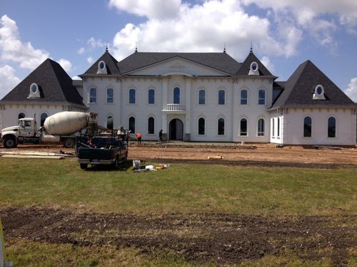 New home construction in Houston TX :Foundation, painting, sheetrock work, electrical work